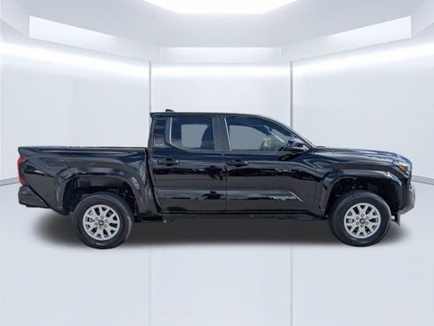 Used 2024 Toyota Tacoma SR5 AWD/4WD image 3