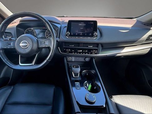 Certified 2023 Nissan Rogue SV w/ SV Premium B Package AWD/4WD image 7