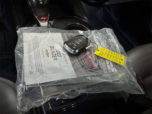 Used 2022 Chevrolet Blazer RS image 33