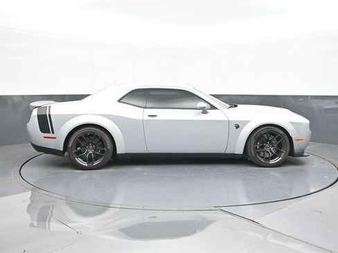 Used 2023 Dodge Challenger SRT Hellcat RWD image 18