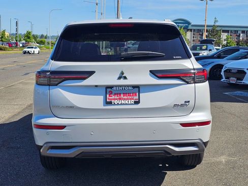 New 2026 Mitsubishi Outlander SE AWD/4WD image 6