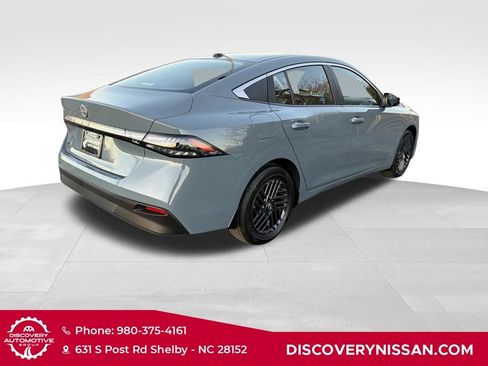 New 2026 Nissan Sentra SV w/ Floor Mat Package FWD image 7