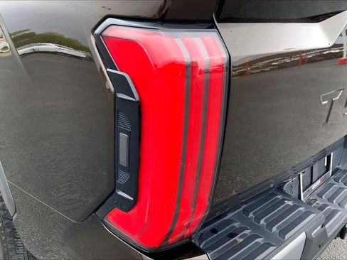 Used 2023 Toyota Tundra Limited RWD image 29
