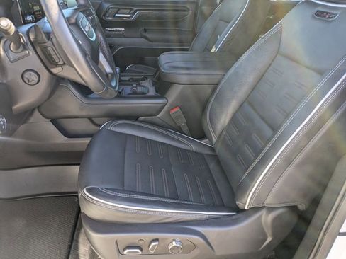 Used 2024 GMC Sierra 1500 AT4X image 16