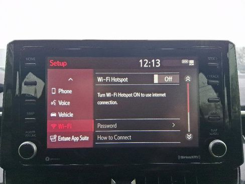 Used 2022 Toyota Corolla LE image 30