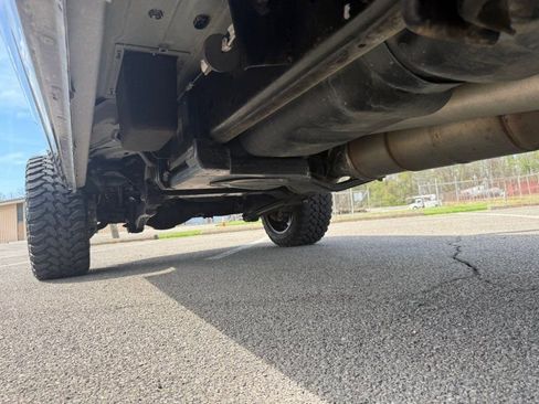 Used 2024 RAM 2500 Laramie AWD/4WD image 11