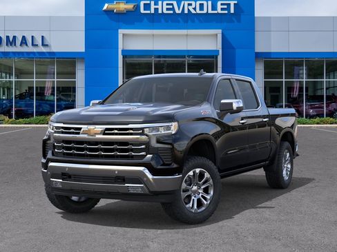 Used 2025 Chevrolet Silverado 1500 LTZ AWD/4WD image 7