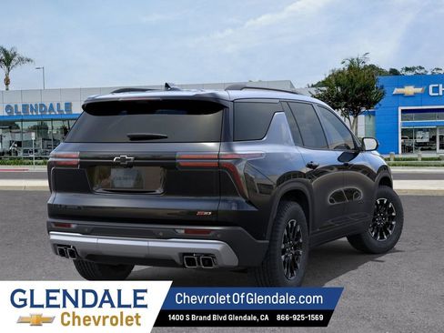 New 2026 Chevrolet Traverse Z71 w/ Enhanced Driving Package AWD/4WD image 4