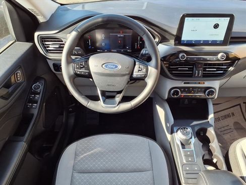 Used 2024 Ford Escape Active image 3