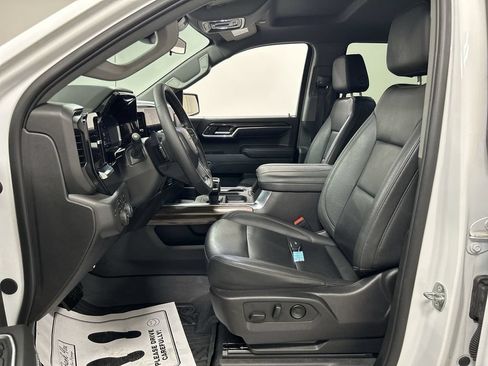 Certified 2024 Chevrolet Silverado 1500 LT Trail Boss w/ Convenience Package II AWD/4WD image 9