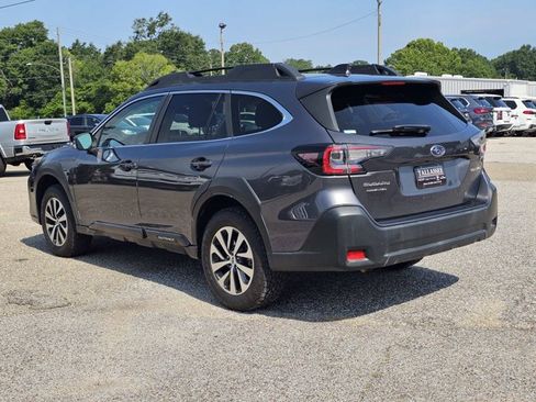 Used 2024 Subaru Outback Premium AWD/4WD image 13