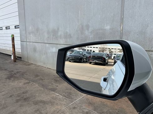 Used 2025 Kia Sportage LX image 18