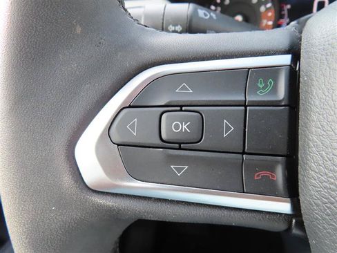 Used 2025 Jeep Compass Limited AWD/4WD image 25