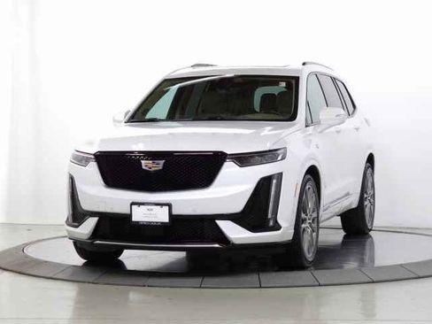 Used 2021 Cadillac XT6 Sport w/ Platinum Package image 1