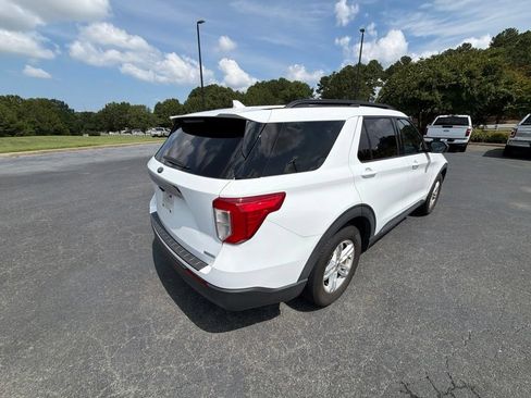 Used 2020 Ford Explorer XLT RWD image 13