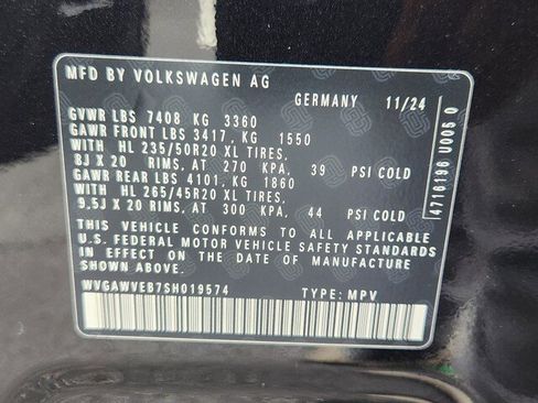 New 2025 Volkswagen ID. Buzz Pro S image 26