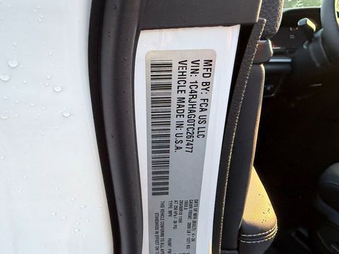 New 2026 Jeep Grand Cherokee Laredo X AWD/4WD image 16