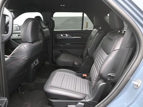 New 2026 Ford Explorer ST-Line w/ ST-Line Street Pack image 28
