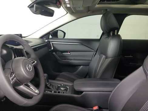 Used 2024 MAZDA CX-50 AWD 2.5 S w/ Premium Package image 22