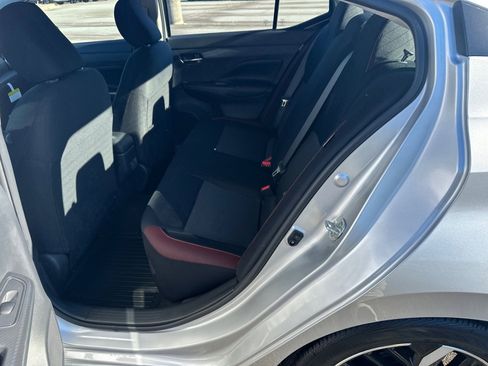 New 2025 Nissan Versa SR w/ Trunk Package image 20