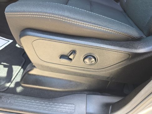 Used 2025 RAM 1500 Lone Star RWD image 13
