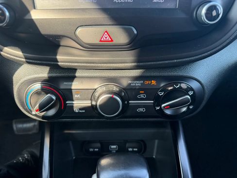 Used 2021 Kia Soul GT-Line FWD image 19