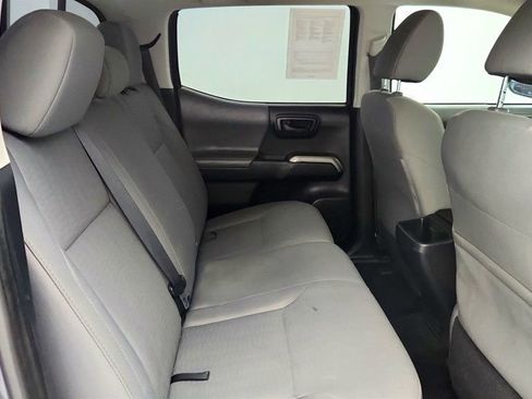 Used 2018 Toyota Tacoma SR5 image 22