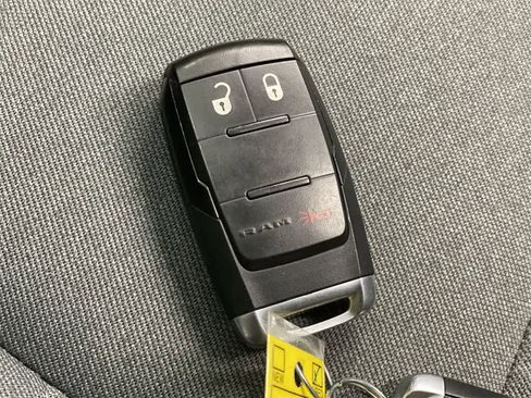 Used 2024 RAM 2500 Big Horn image 28