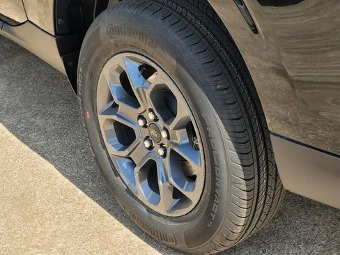 New 2026 Ford Maverick XLT FWD image 5