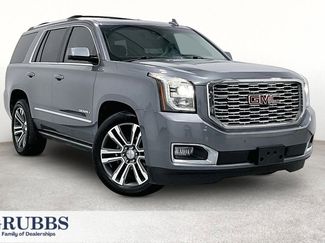Used 2018 GMC Yukon Denali w/ Denali Ultimate Package AWD/4WD video 1