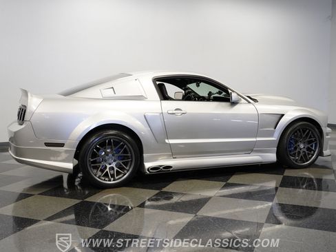 Used 2006 Ford Mustang GT RWD image 14