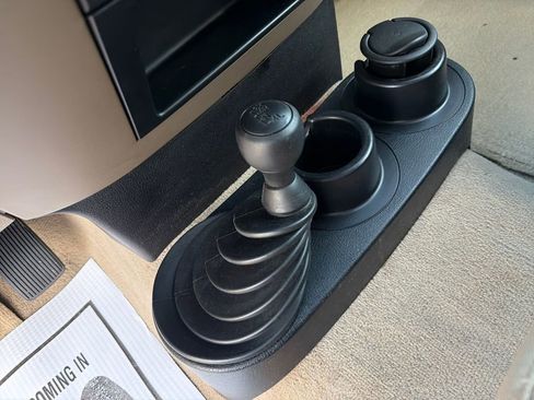 Used 2006 Ford F150 STX image 29