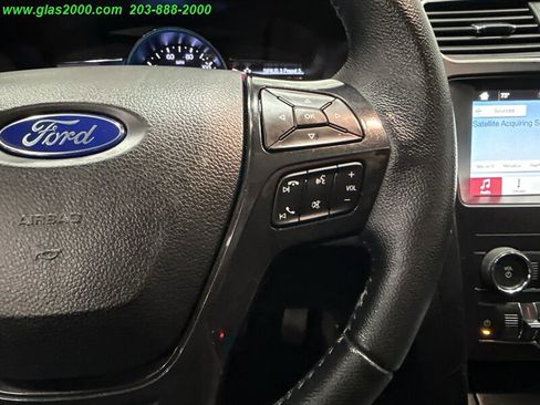 Used 2018 Ford Explorer XLT w/ Equipment Group 201A image 23