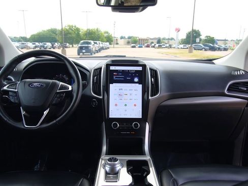 Used 2024 Ford Edge SEL AWD/4WD image 40