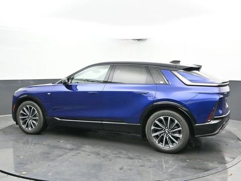 New 2025 Cadillac Lyriq Sport image 5