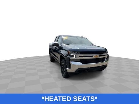 Used 2021 Chevrolet Silverado 1500 LT w/ Convenience Package II AWD/4WD image 4