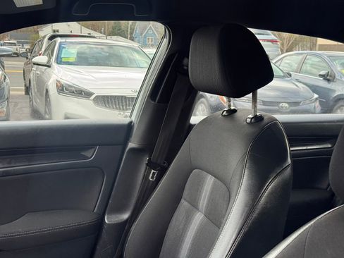 Used 2025 Honda Civic Sport image 22