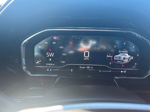 Used 2024 GMC Sierra 1500 SLT image 35