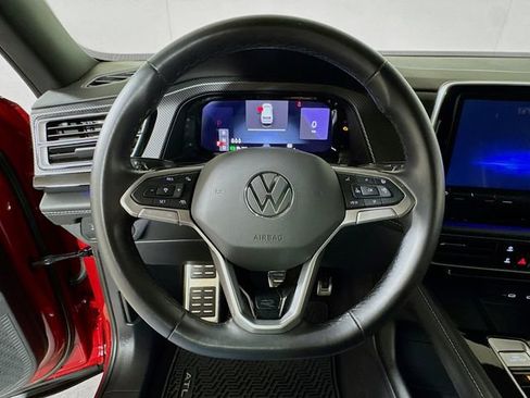 Used 2024 Volkswagen Atlas Cross Sport SEL R-Line AWD/4WD image 9