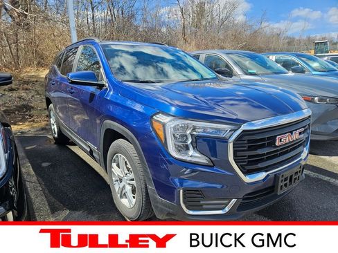Certified 2022 GMC Terrain SLE w/ Driver Convenience Package image 1