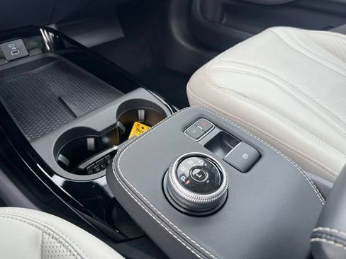 Certified 2023 Ford Mustang Mach-E Premium AWD/4WD image 18