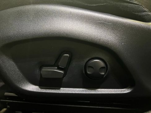 Used 2022 Jeep Compass Altitude w/ Sun and Sound Group image 15