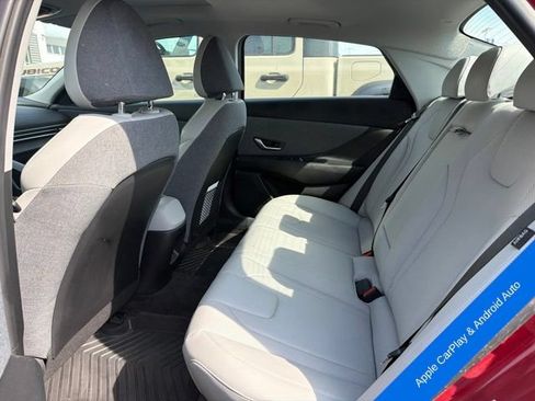 Used 2024 Hyundai Elantra Limited FWD image 12