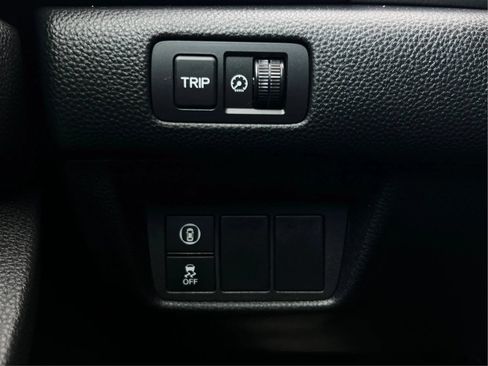 Used 2018 Honda Accord Sport image 24
