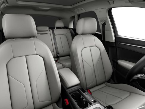 Certified 2022 Audi Q3 2.0T Premium Plus AWD/4WD image 5