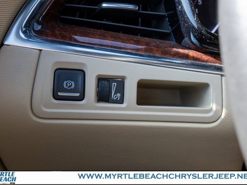 Used 2017 Cadillac XT5 Luxury w/ Driver Awareness Package image 28