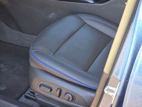 Used 2025 Buick Envista Sport Touring w/ Convenience I Package image 33