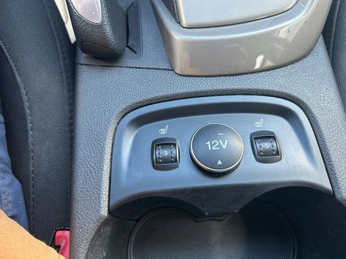 Used 2012 Ford Focus SEL w/ SEL/Titanium Winter Pkg image 26