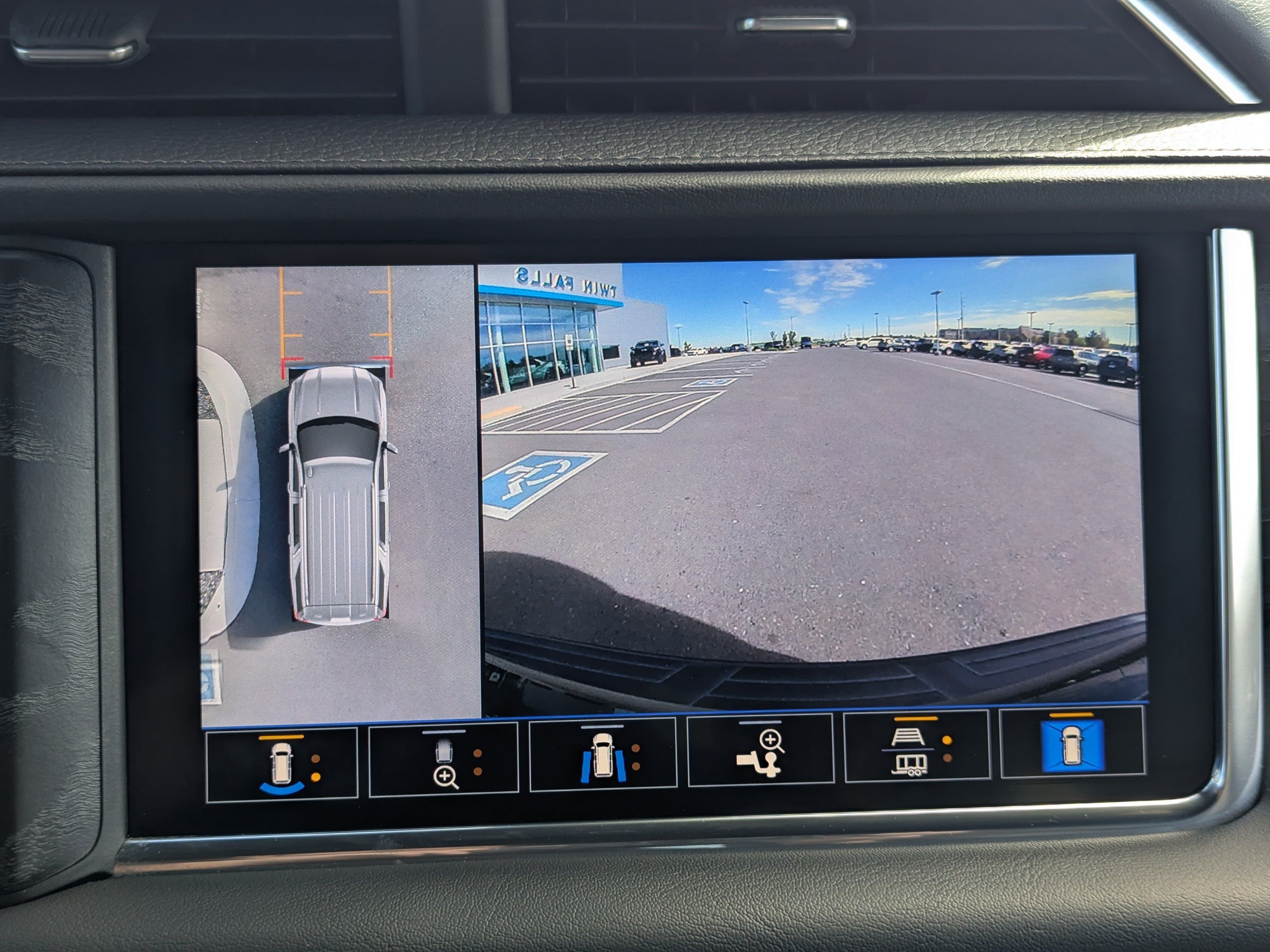 Certified 2021 GMC Yukon Denali AWD/4WD image 25