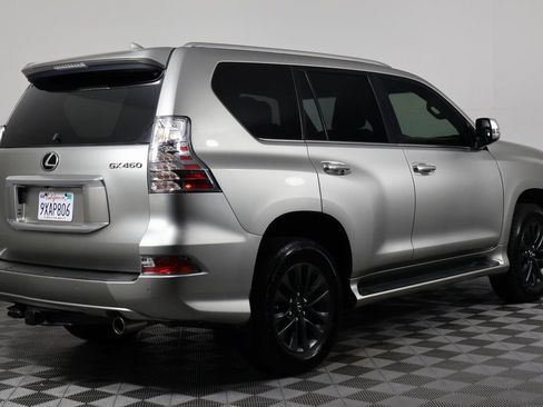 Used 2020 Lexus GX 460 Premium w/ Premium Package AWD/4WD image 4
